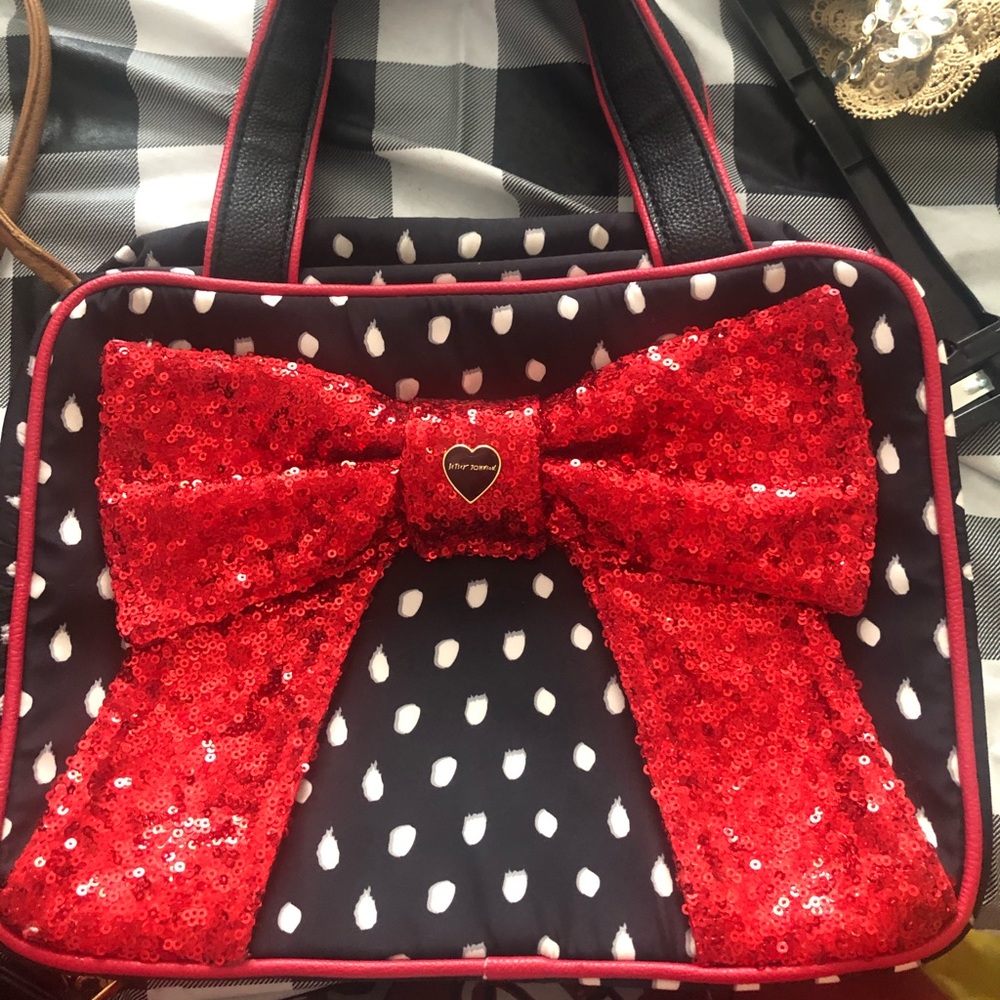 Betsy Johnson Hygiene bag